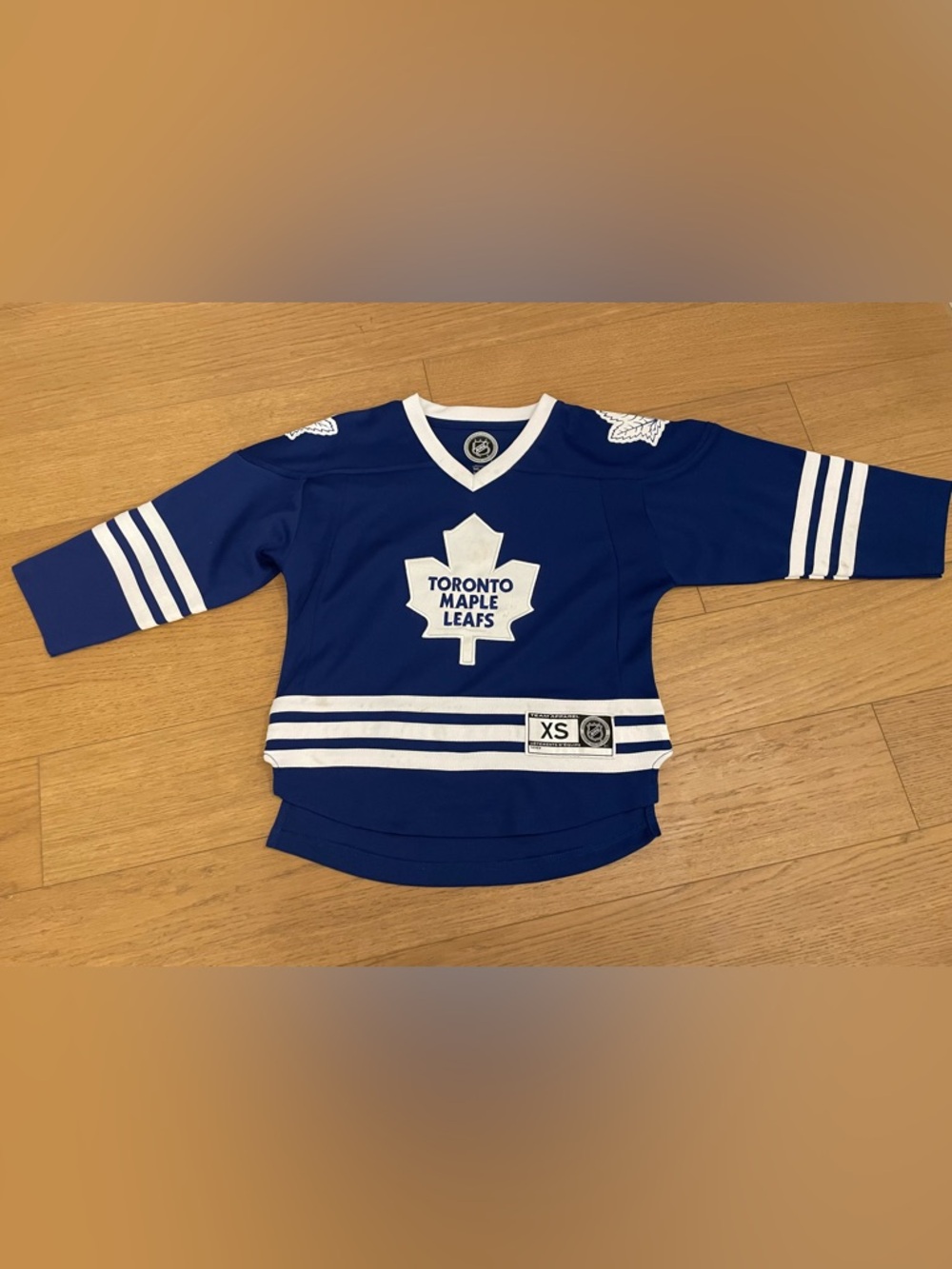 NHL Toronto Maple Leafs Youth Hockey Jersey Size XS